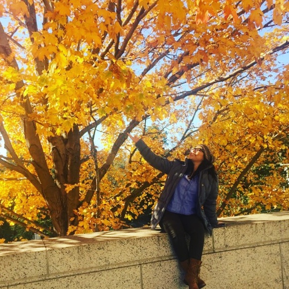 Meet your Posher, Patricia - Picture 1 of 2